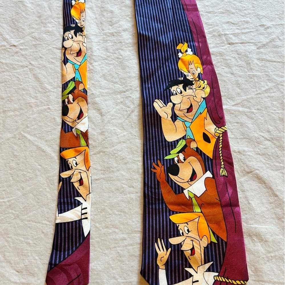 Cartoon Network vintage silk tie with Hanna-Barbera cartoon characters